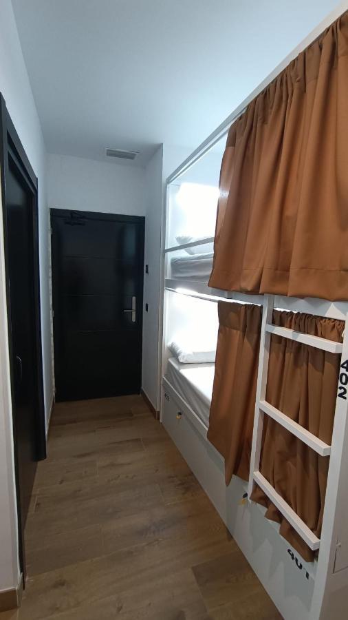 Hostel Vad - Youth Age Limit 18-49